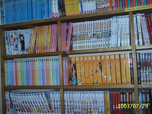 [rappresenta manga vari]